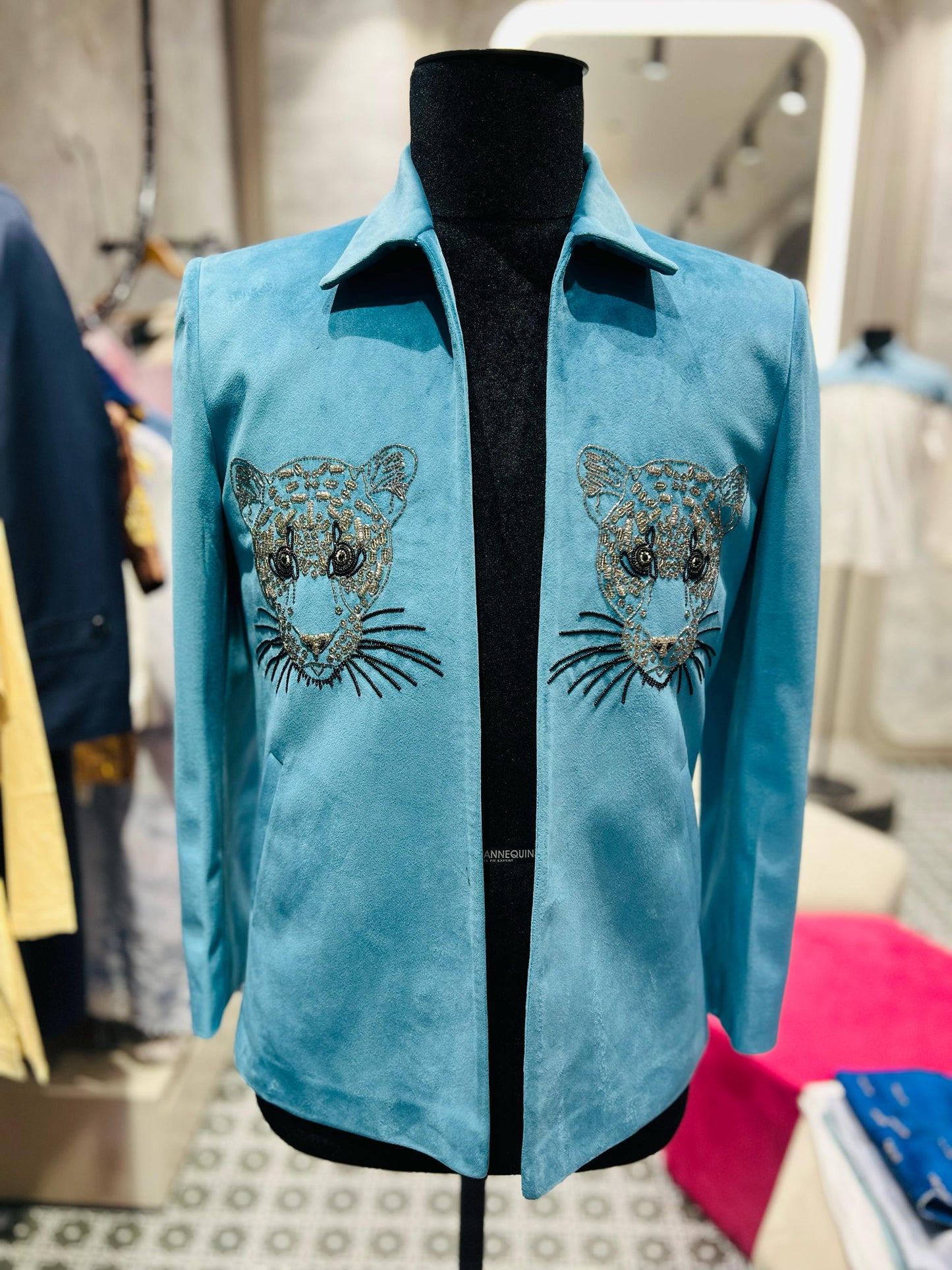 Velvet Roar
